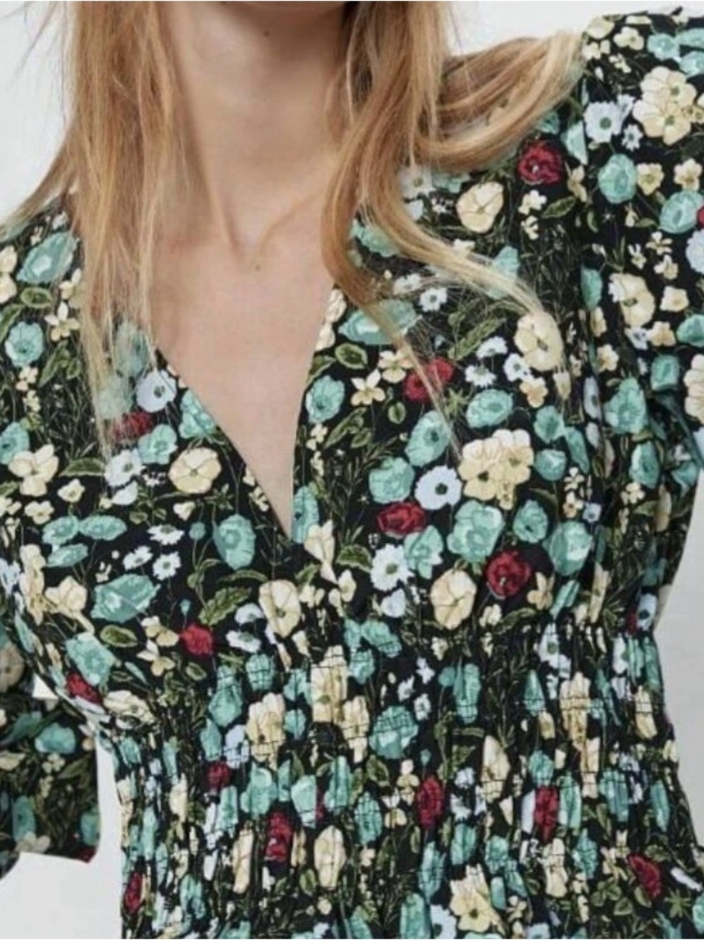 Zara Black Floral V-Neck Smocked Crop Top Size S